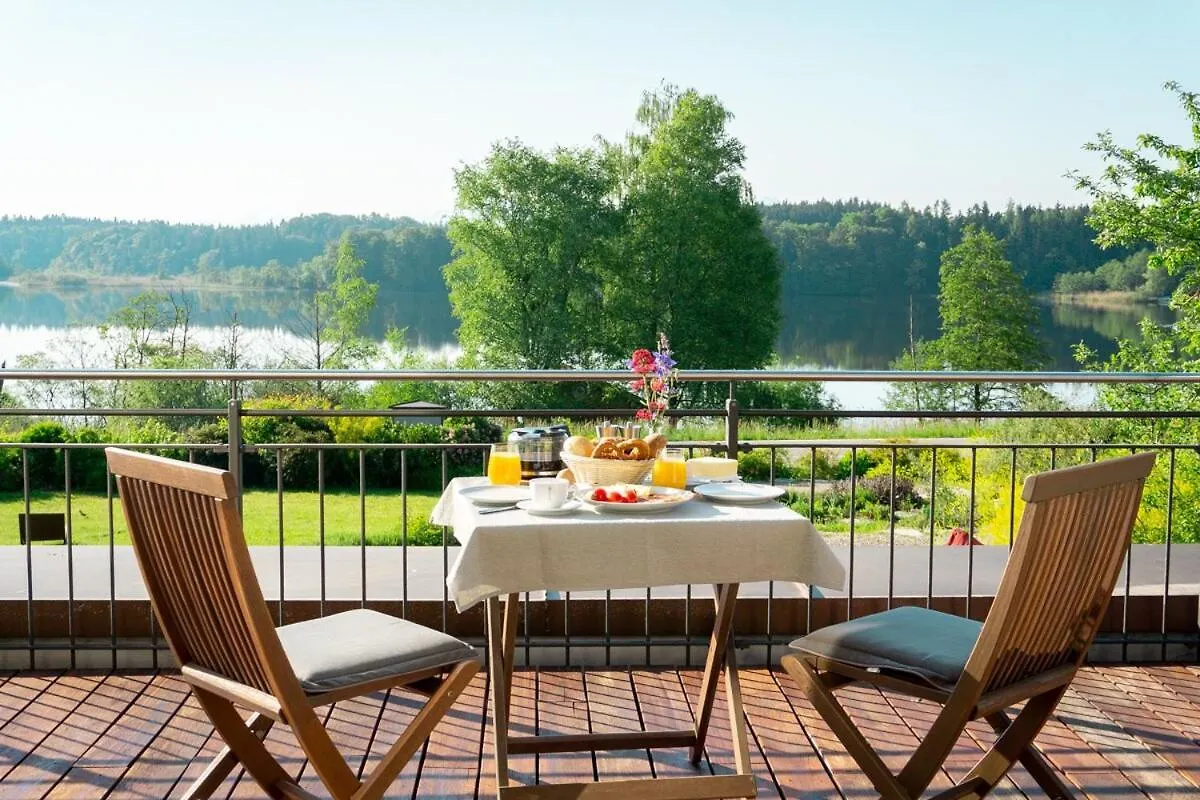 Apartman Ferienwohnung See-Lodge Bad Endorf